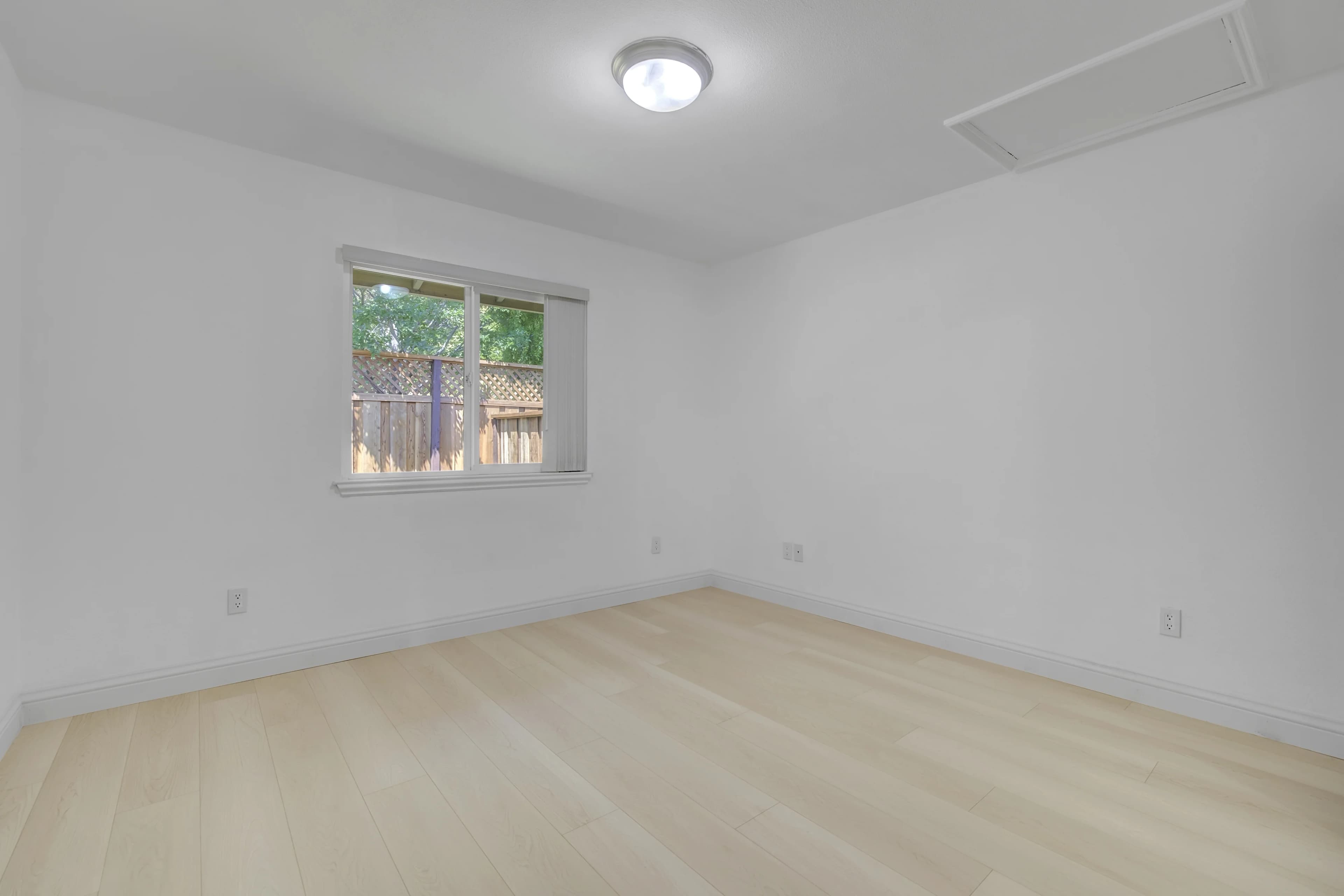 Empty bedroom before virtual staging
