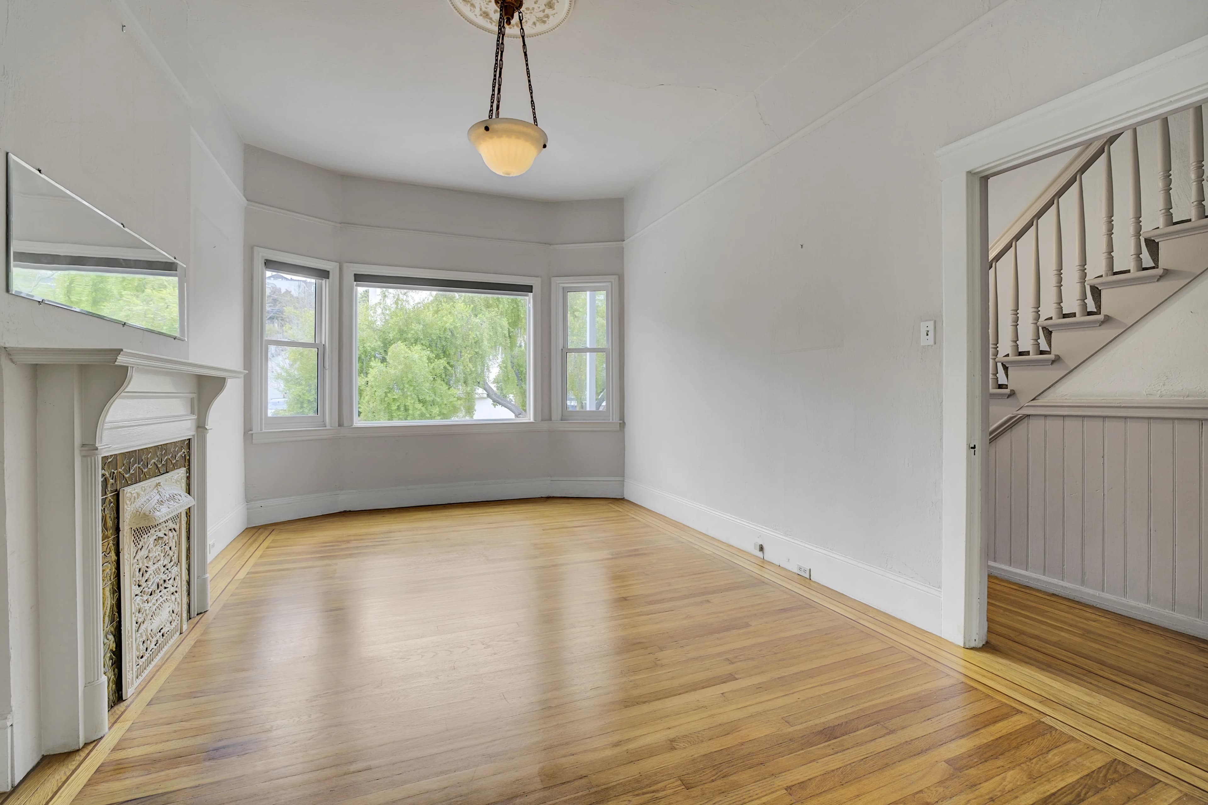 Empty living room before virtual staging